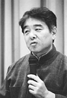 岸和郎氏