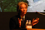 対談中の原広司氏