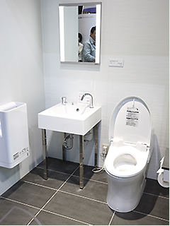 コンパクトにまとめたトイレ空間を提案