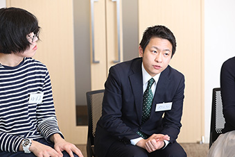 座談会の様子